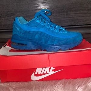 Blue Nike AirMax 95